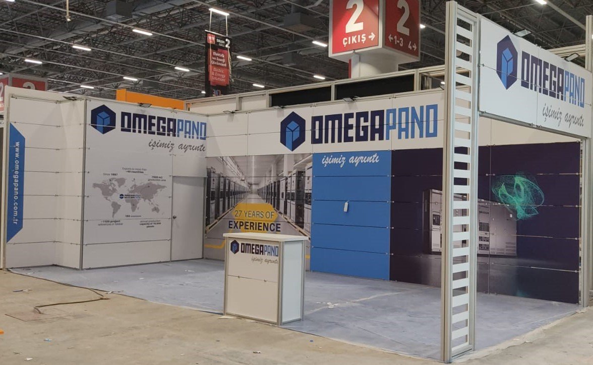 Exhibition stand installation photo 39