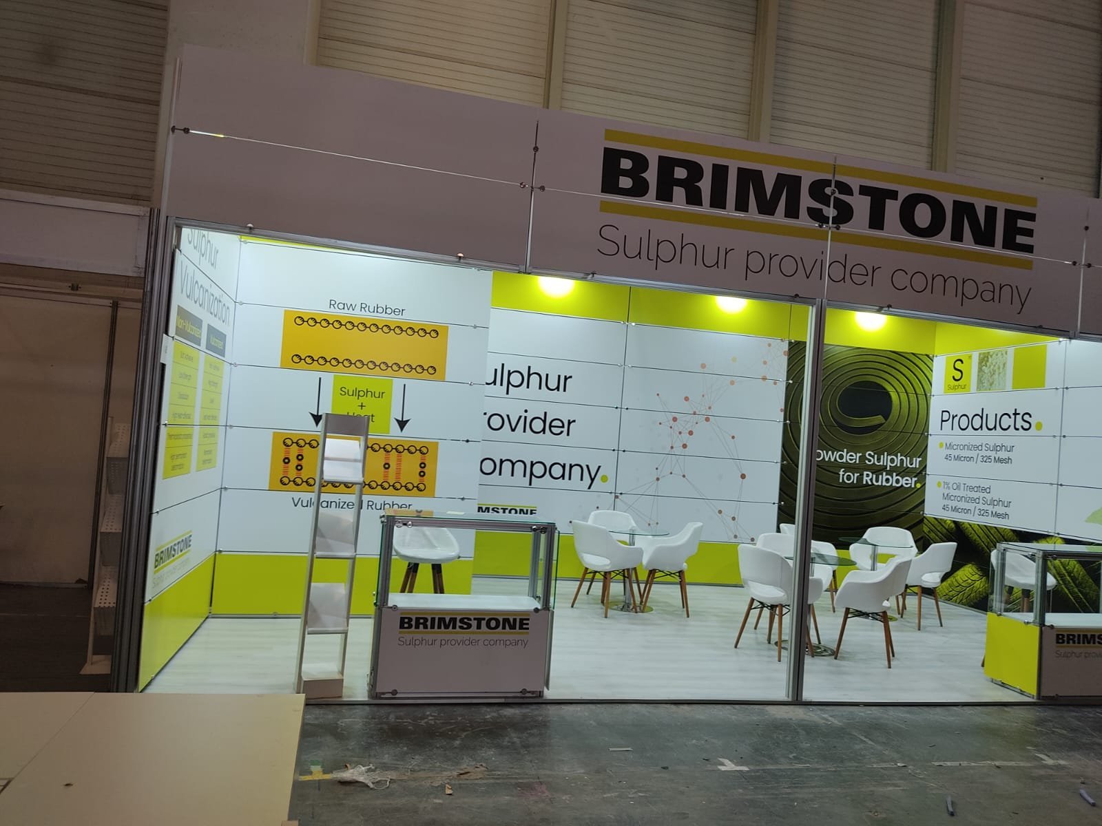 Exhibition stand installation photo 52