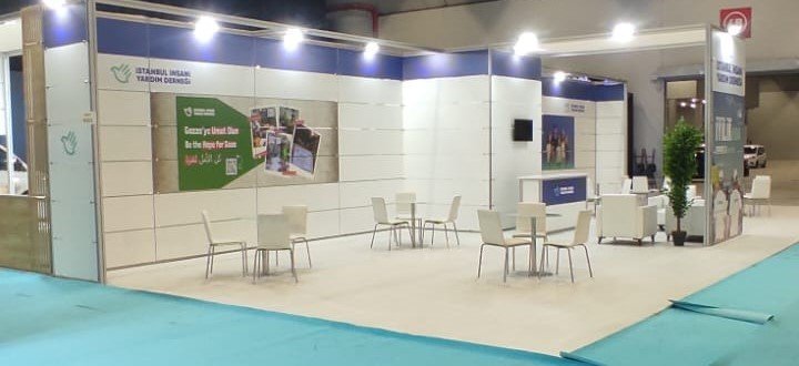 Exhibition stand installation photo 54